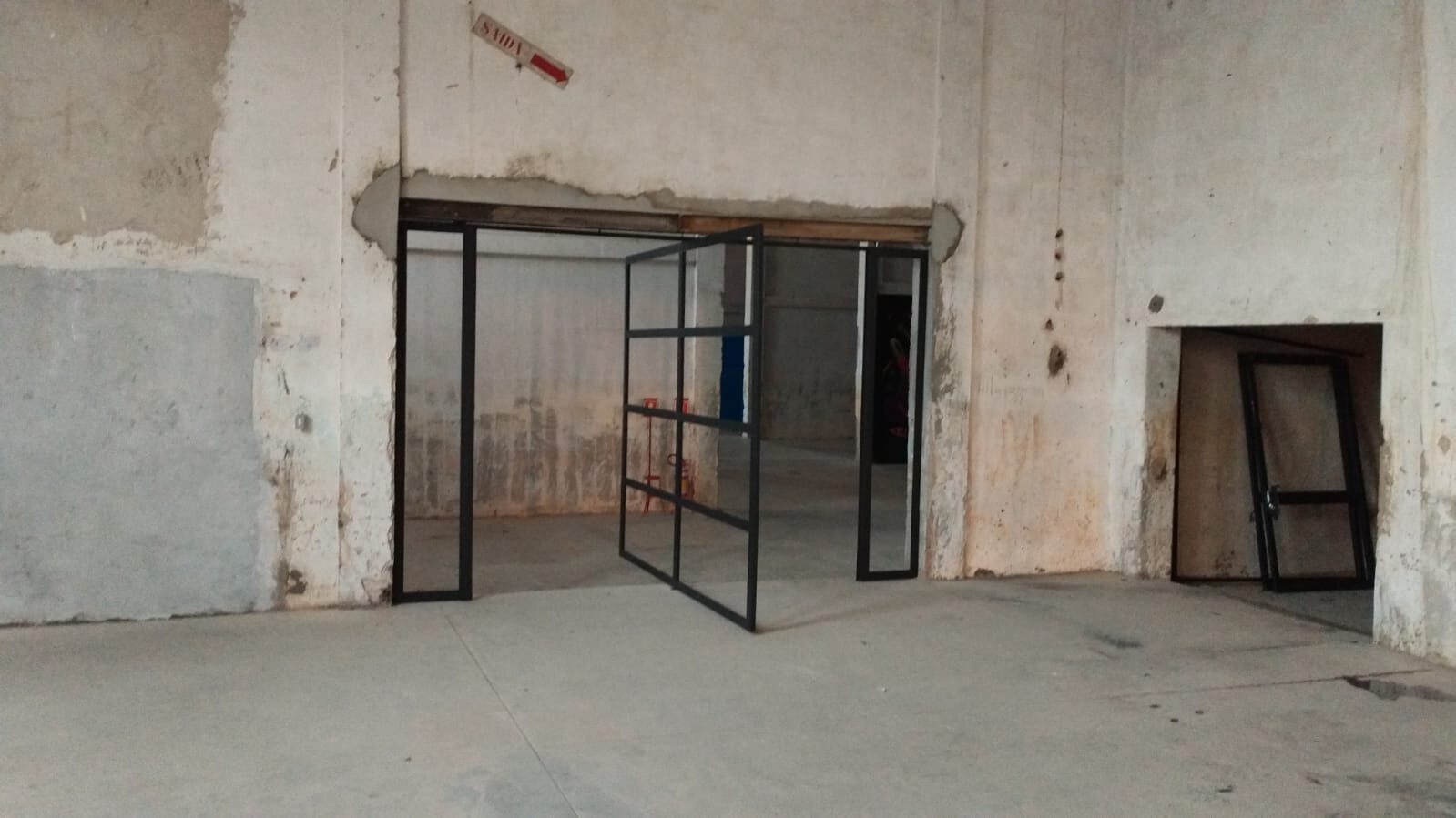 Porta metálica interna sob medida